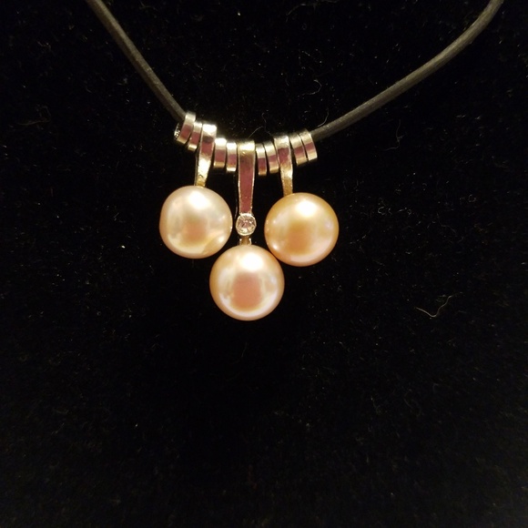Pearl Jewelry - Pearl Neclace